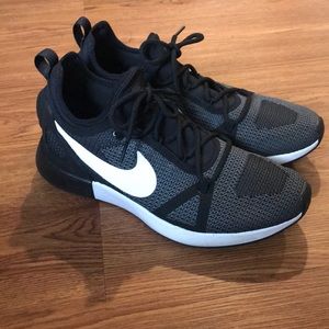 Nike Dual Racer sneakers